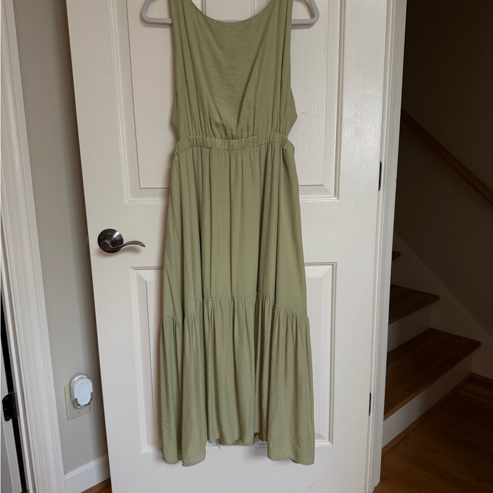 Mimi & Dottie Sage Green Midi Dress | Size L | NWT